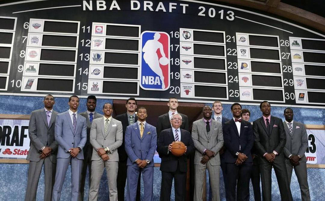 开云体育登录-艾顿来了!詹姆斯与九位状元同队创NBA历史之最的简单介绍