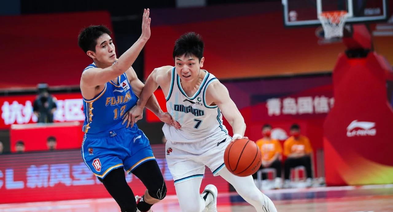 杨瀚森17+18青岛击败山西周鹏29分深圳胜福建的简单介绍