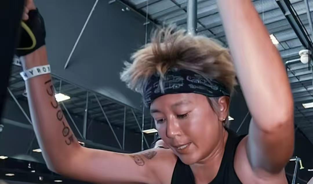开云体育官网-辽宁男篮“硬汉”娶回网球界气质女神！甜蜜求婚现场曝光的简单介绍