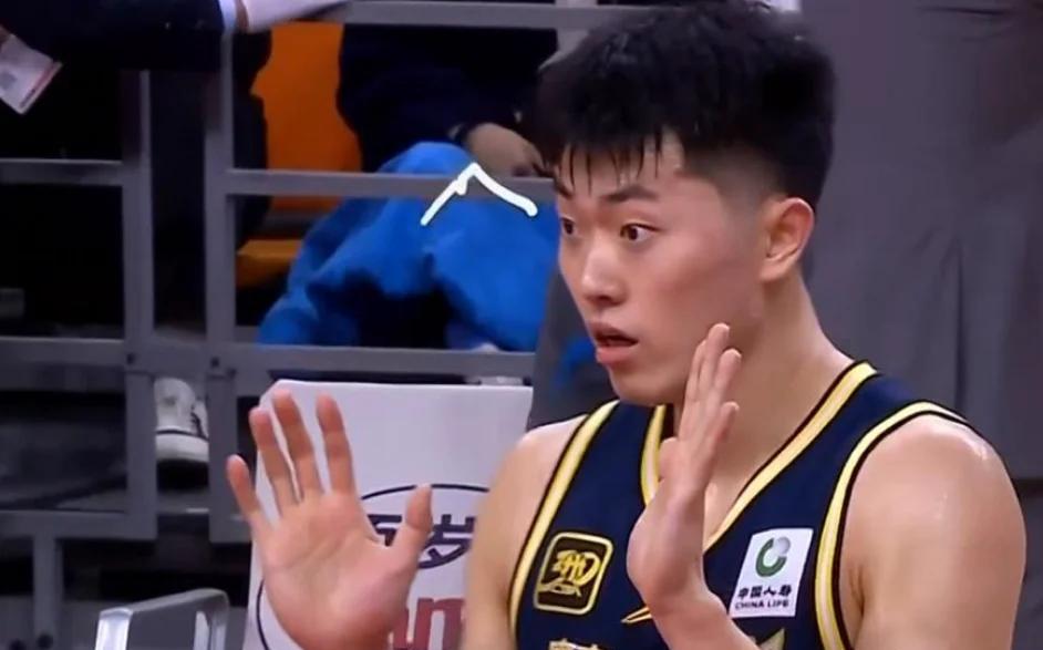 关于合同正式到期！广东防守大闸或被杜锋放弃，下赛季有望重的信息