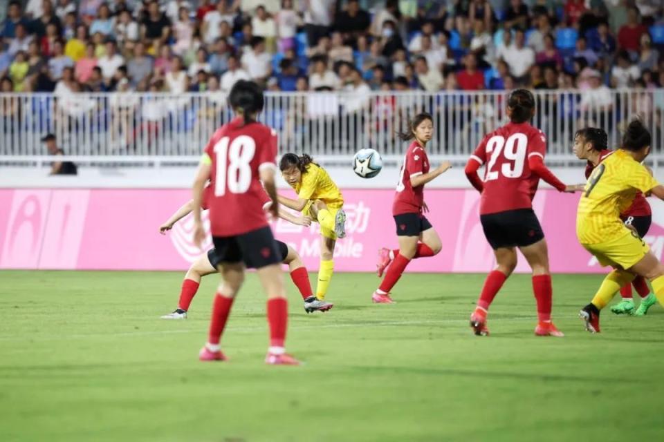 关于全运会女足：江苏3-1山东，四川0-1湖北，上海、浙江狂胜的信息