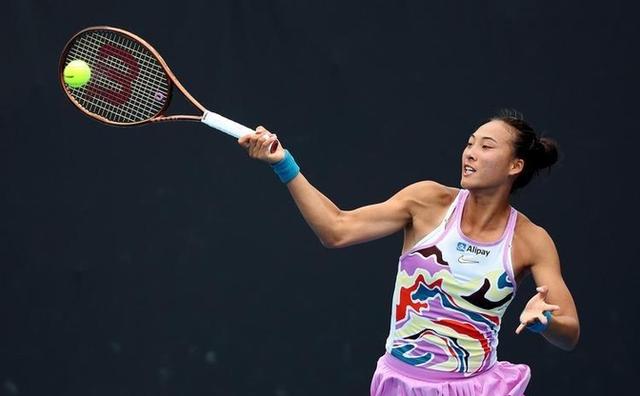 关于凯斯落后69分!郑钦文NO6不保佩古拉63记非受迫性失误的信息